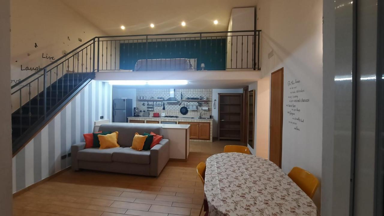 White Home Quartieri Spagnoli 나폴리 외부 사진