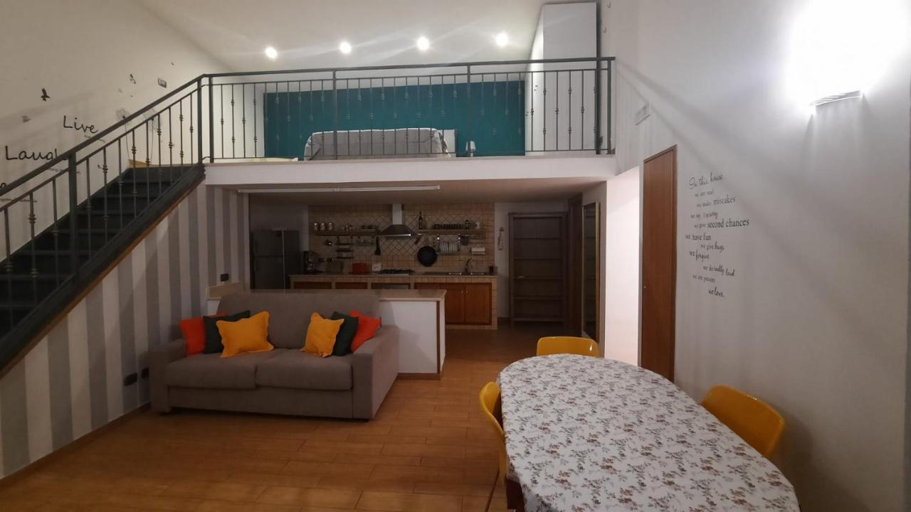 White Home Quartieri Spagnoli 나폴리 외부 사진